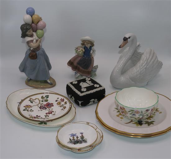 Lladro swan, two other Lladro figures and a small quantity of mixed ceramics